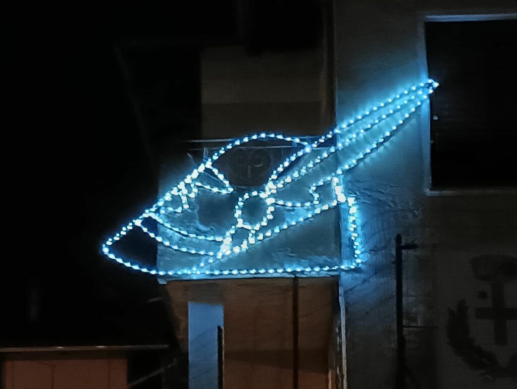 Le luminarie a tema Alpini