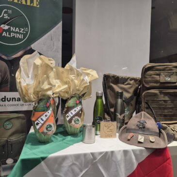 Apre il negozio degli Alpini