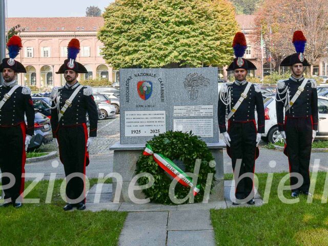 Inaugurazione cippo ai caduti Arma Carabinieri