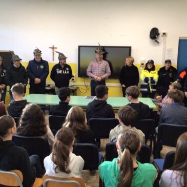 Alpini Protezione Civile e A.I.B alle scuole secondarie di primo grado di Pettinengo