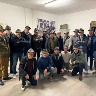 I commilitoni del G.A.M. Pinerolo in visita al museo