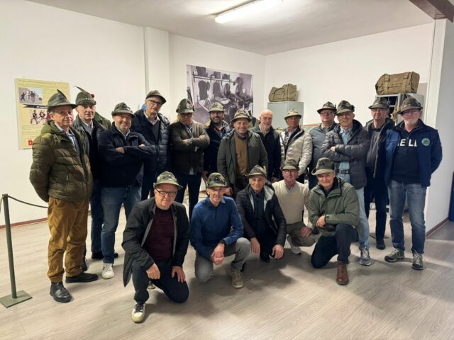 I commilitoni del G.A.M. Pinerolo in visita al museo